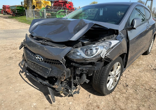 Hyundai I30 cena 10000 przebieg: 115726, rok produkcji 2013 z Zwierzyniec małe 154